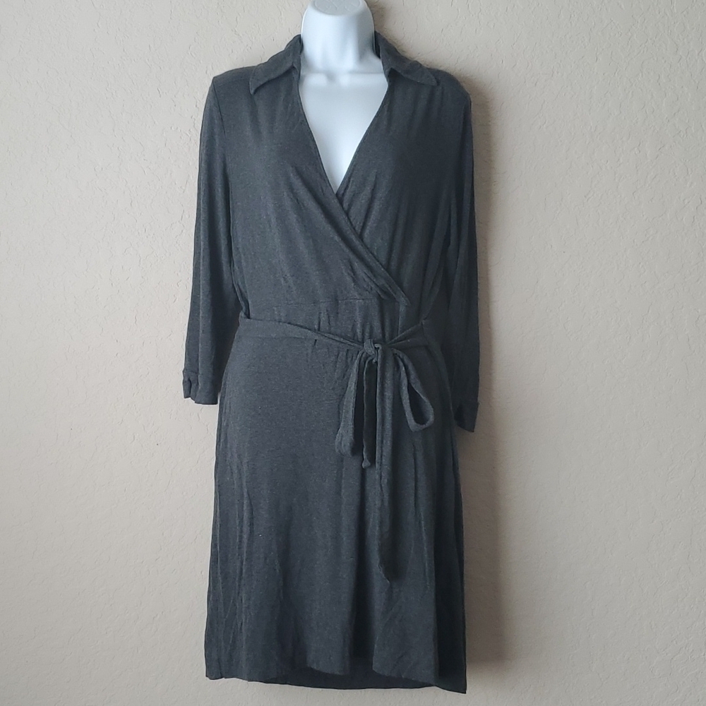 4/$30 NY&Co Collection Womens wrap dress Gray and Longsleeve **